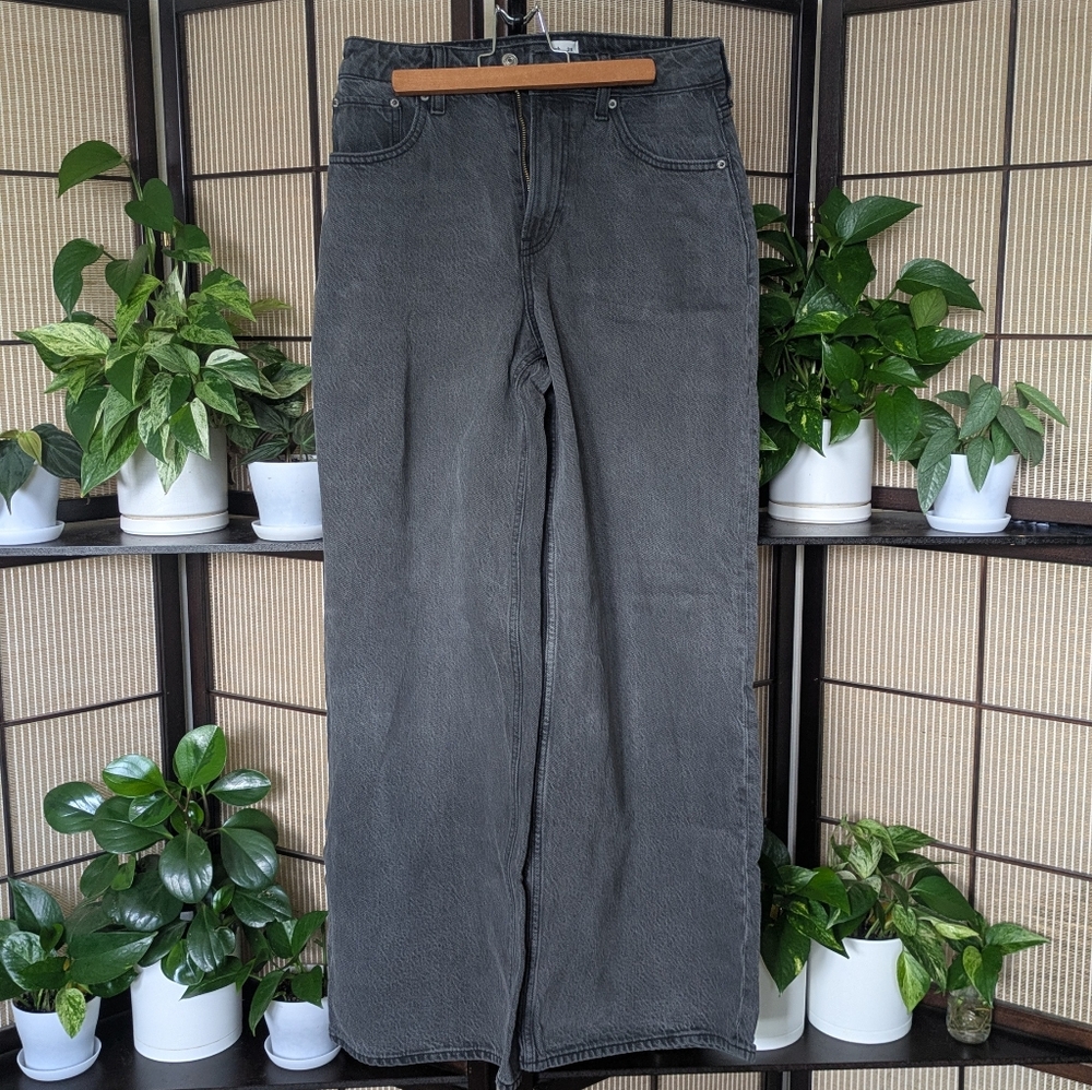Abercrombie & Fitch Curve Love High Rise Wide Leg Jeans in Washed Black